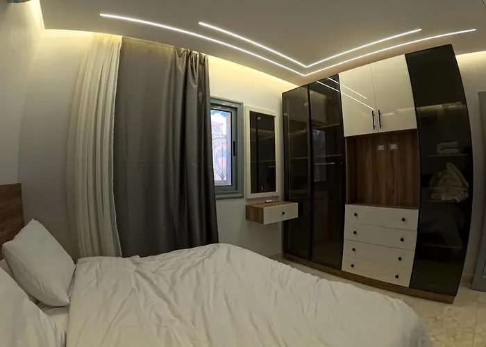 Apartment 100c A2