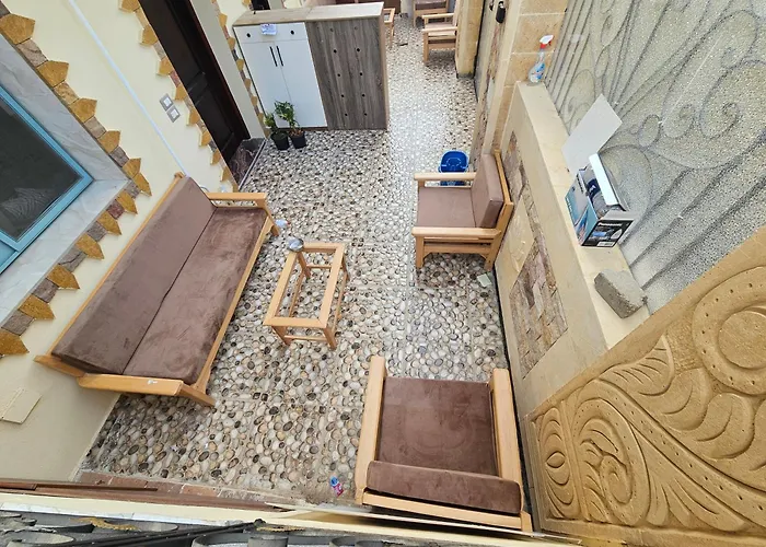 100c A2 Apartment